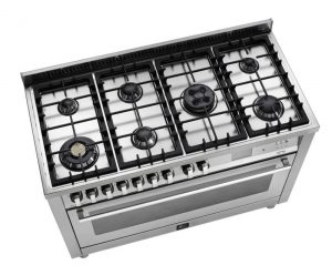 cucina lofra 7 fuochi fotografata dall'alto